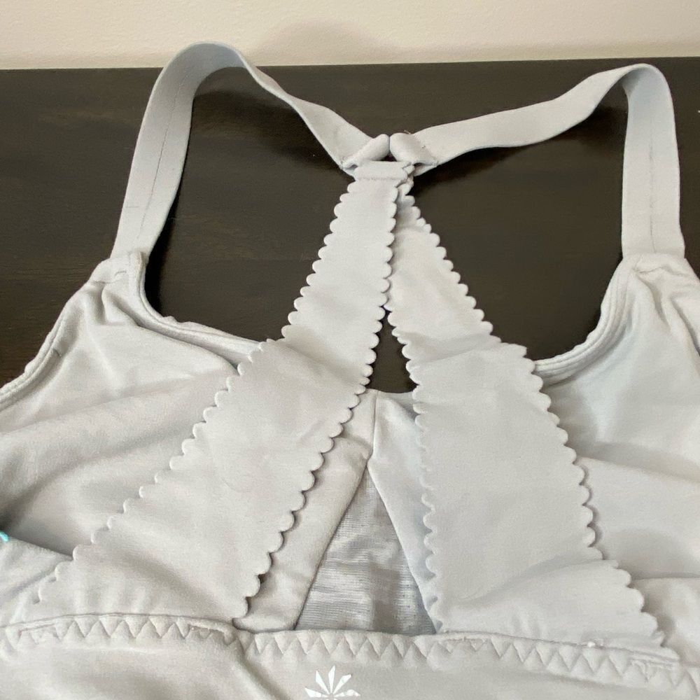 Athleta gray racer back sports bra, size small - Picture 6 of 9